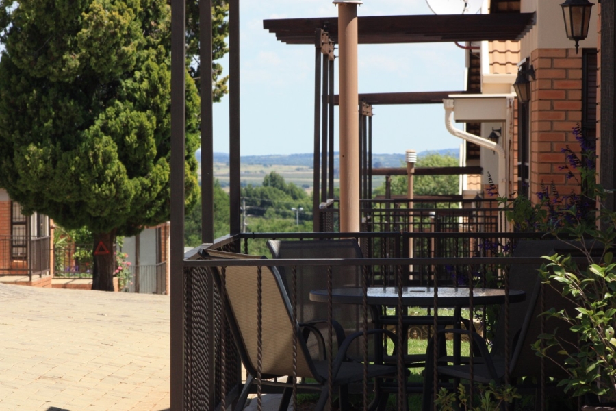 1 Bedroom Property for Sale in Langenhovenpark Free State